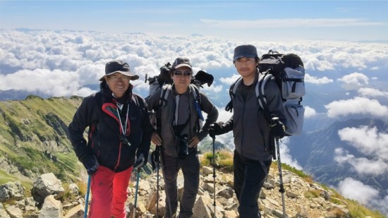 TRIPART_0001_BURST20210910085417928_COVER~2